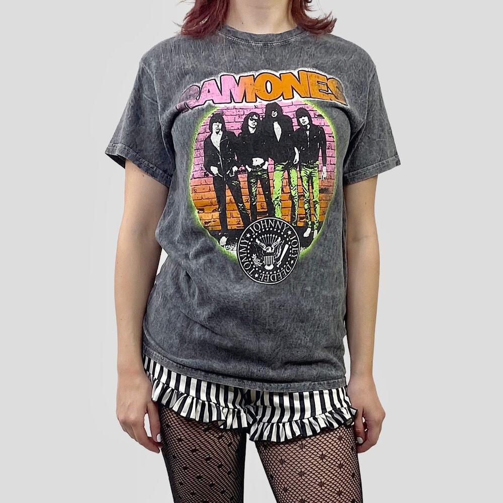 Ramones Punk Band Tee Distressed Charcoal Grey Mineral Wash Graphic T-Shirt Sz S